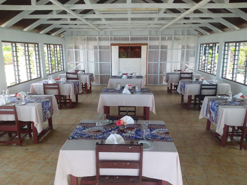 Hotel Vacations Beach Fale Manase Exteriér fotografie