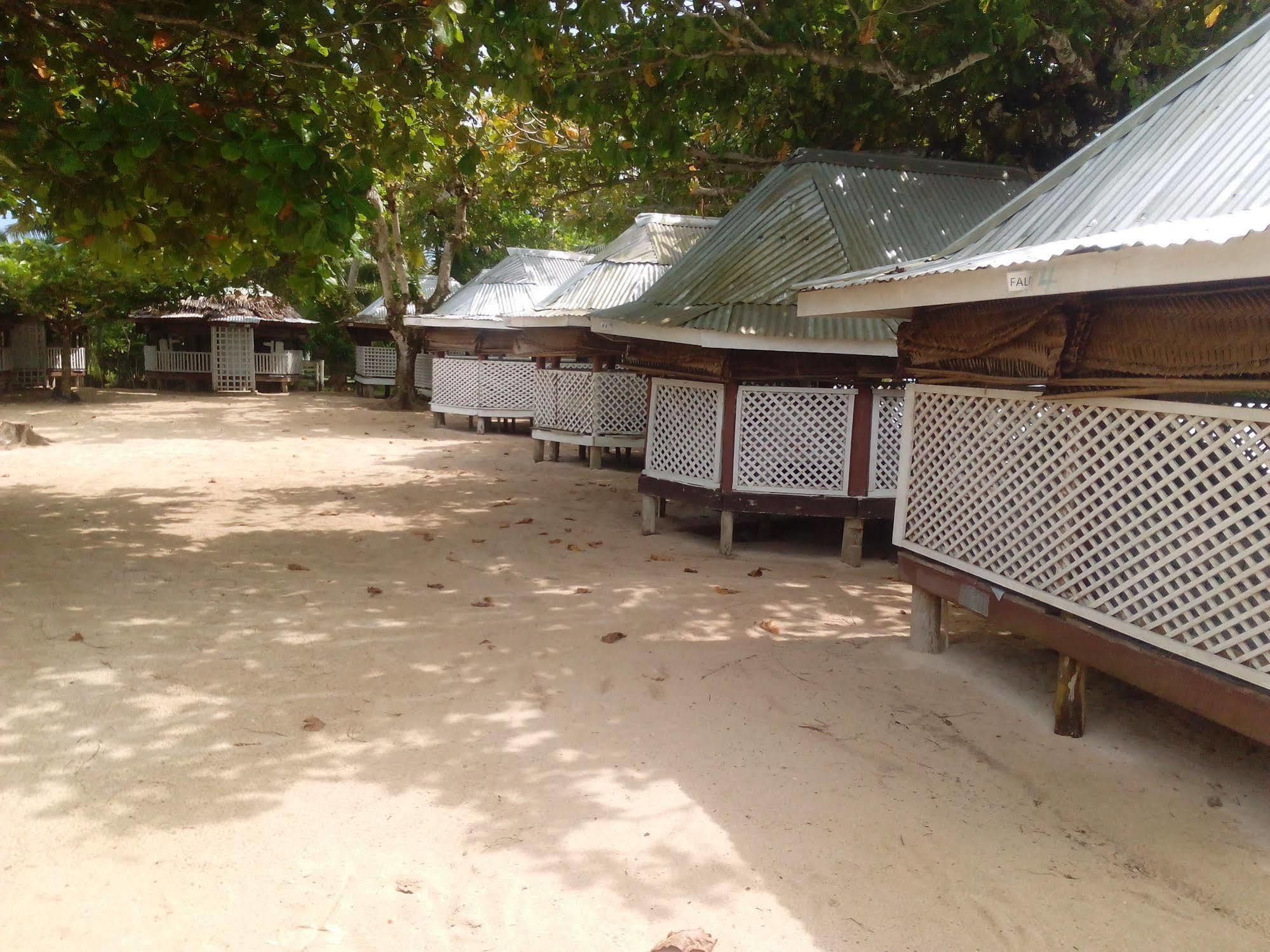 Hotel Vacations Beach Fale Manase Exteriér fotografie