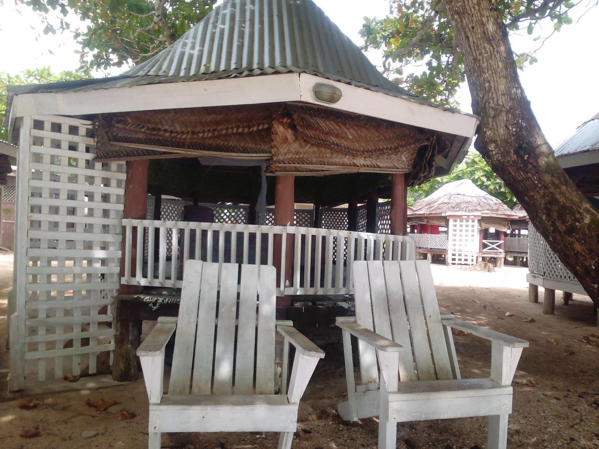 Hotel Vacations Beach Fale Manase Exteriér fotografie