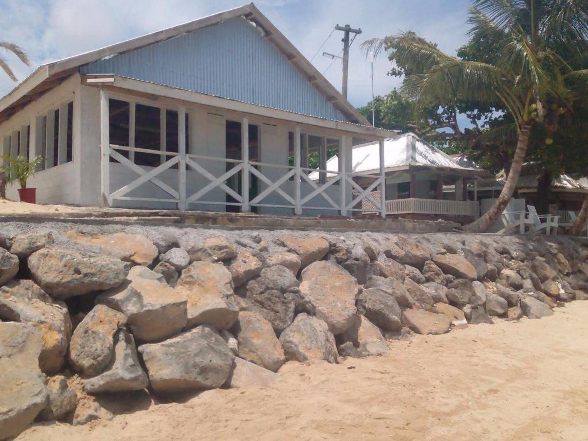 Hotel Vacations Beach Fale Manase Exteriér fotografie